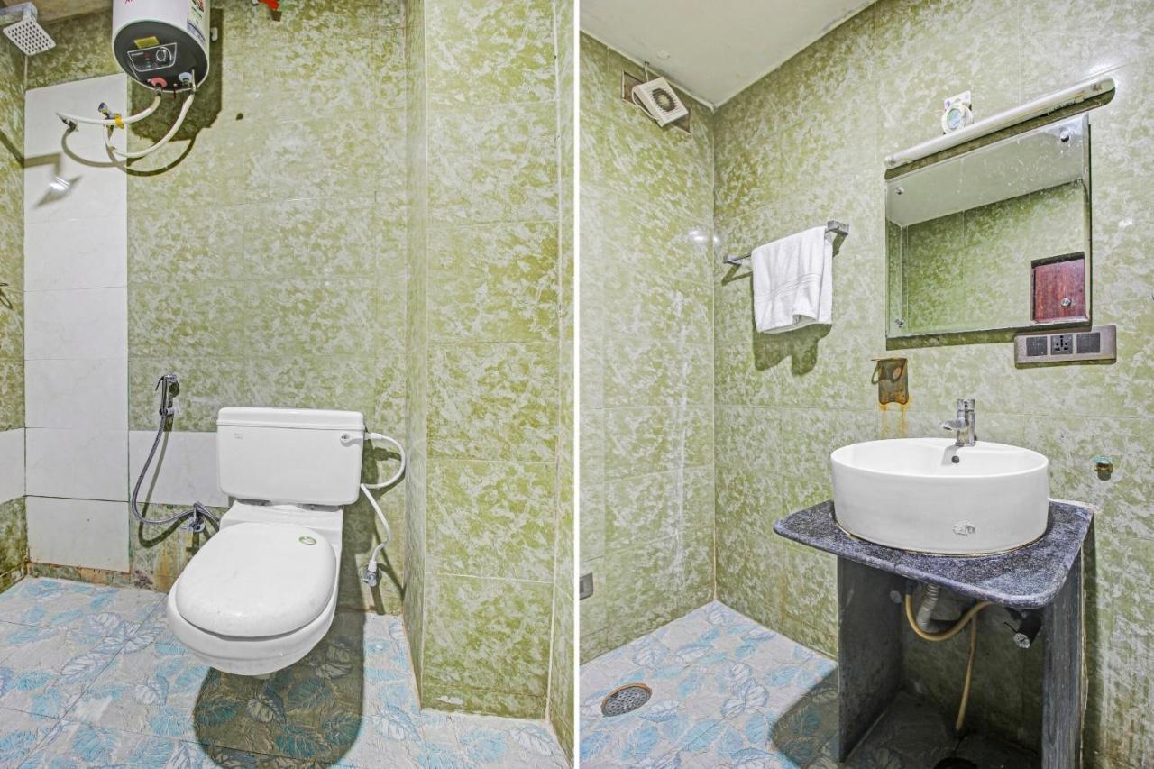 Oyo Townhouse 707 Grand Krishna 호텔 하이데라바드 외부 사진