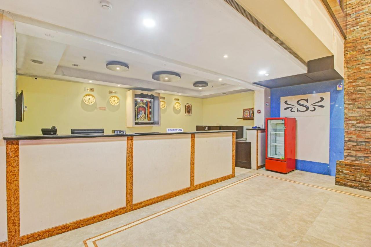 Oyo Townhouse 707 Grand Krishna 호텔 하이데라바드 외부 사진