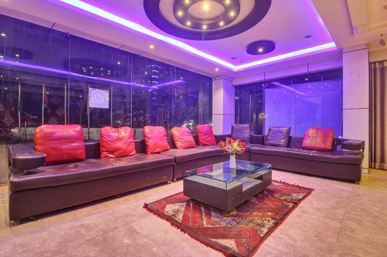 Oyo Townhouse 707 Grand Krishna 호텔 하이데라바드 외부 사진
