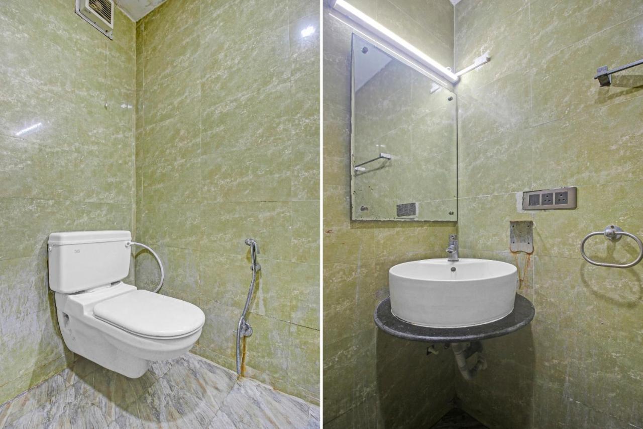 Oyo Townhouse 707 Grand Krishna 호텔 하이데라바드 외부 사진